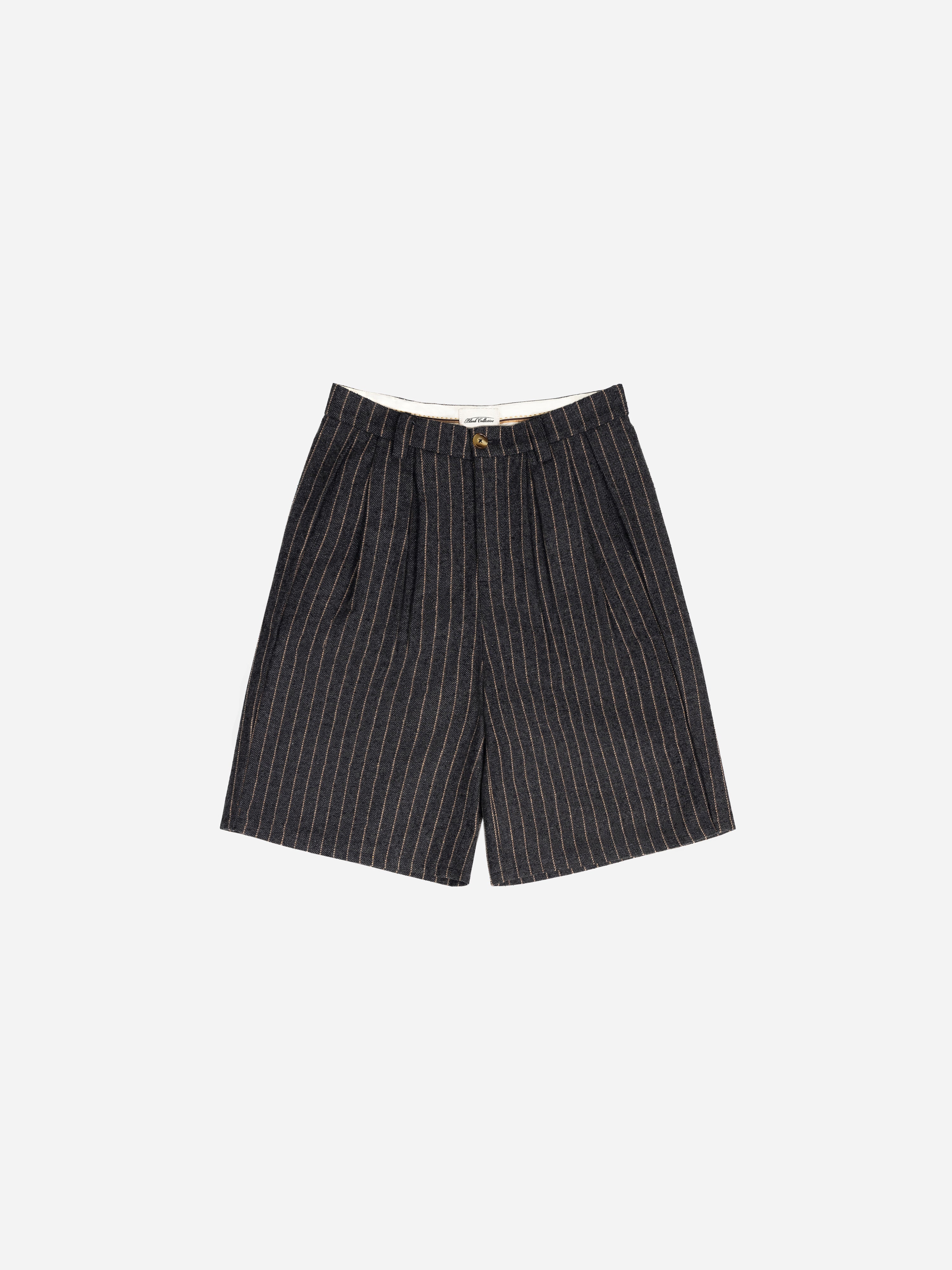 Off-Duty Pinstripe Short - Black